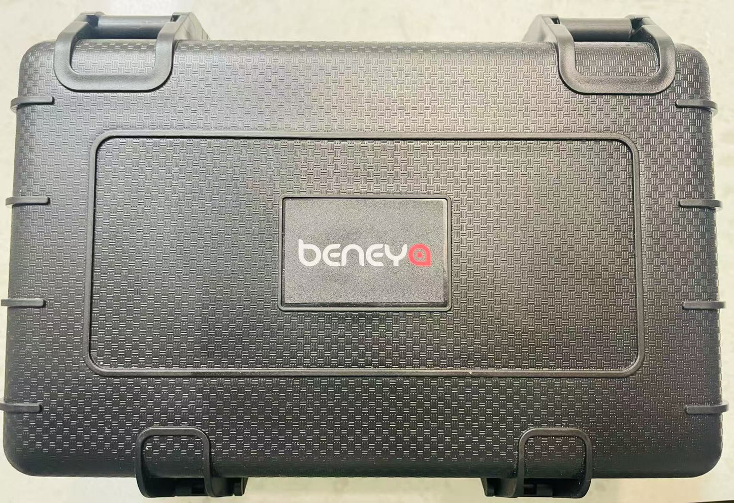 Beneya 4-Line Green Beam Laser Level with Light Intensity Adjustment, Rechargeable Lithium Battery (Type-C Port), Horizontal & Vertical Self-Leveling Tool